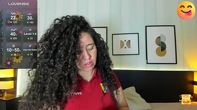 Valeria  soler online show from 01/11/25, 03:42