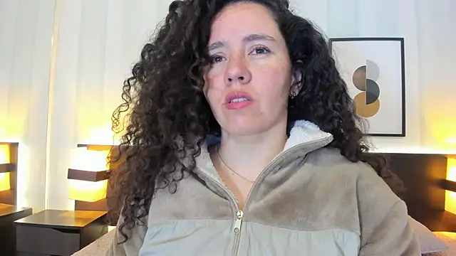Valeria  soler online show from 01/12/25, 12:12