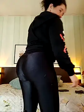 Valeria  soler online show from 02/18/25, 11:11