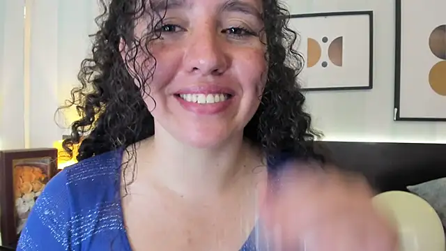 Valeria  soler online show from 03/01/25, 07:15