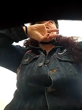 Valeria  soler online show from 09/27/25, 08:47