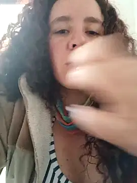 Valeria  soler online show from 10/11/25, 02:04