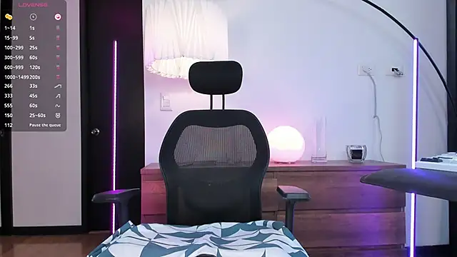 ariana fitl  online show from 05/25/26, 05:30