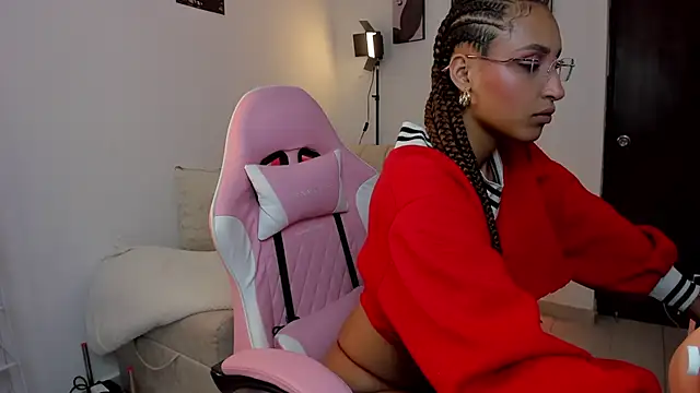 mulata 1ch online show from 09/15/25, 12:54