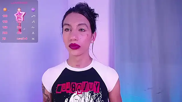 sofiaa grey  online show from 12/09/24, 04:15