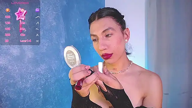 sofiaa grey  online show from 12/23/24, 04:17