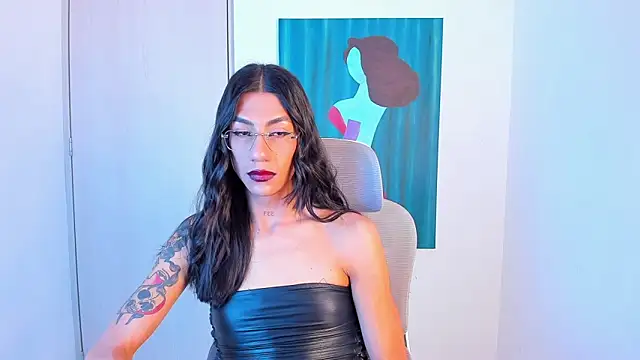 sofiaa grey  online show from 05/08/26, 03:06