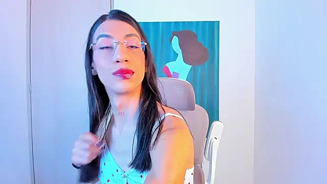 sofiaa grey  online show from 05/11/26, 05:21