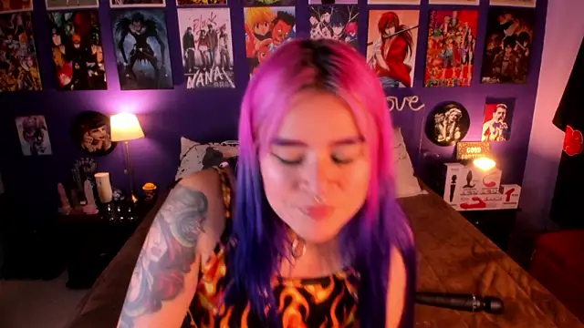 anne cross online show from 11/08/25, 03:39