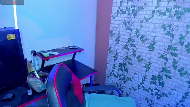 MIABOOBS   online show from 10/17/25, 04:59