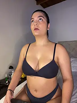 Snapshot of DashaStar chatting on 01/26/25, 10:02 DashaStar online show from 01/26/25, 10:02