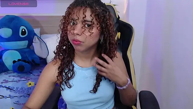 Snapshot of aurora_rodriguez chatting on 12/02/24, 12:29 aurora rodriguez online show from 12/02/24, 12:29