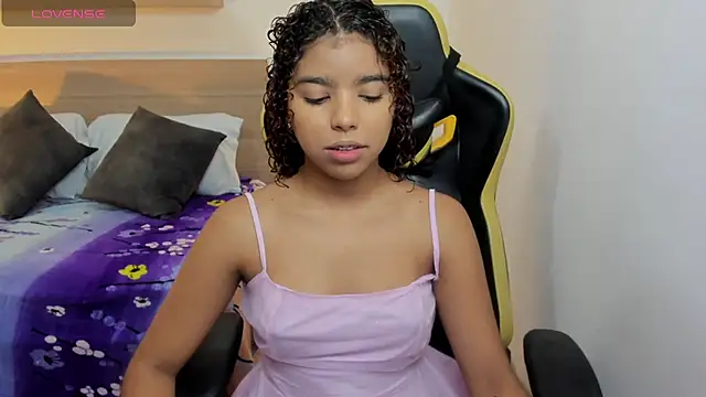 Snapshot of aurora_rodriguez chatting on 01/28/25, 12:11 aurora rodriguez online show from 01/28/25, 12:11