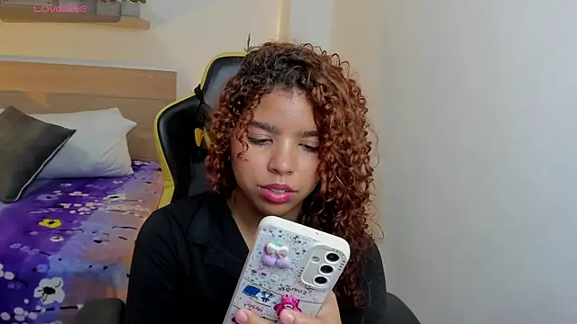 Snapshot of aurora_rodriguez chatting on 02/01/25, 03:18 aurora rodriguez online show from 02/01/25, 03:18