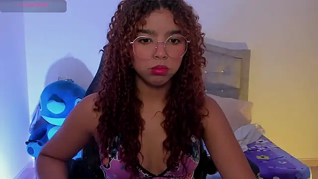 Snapshot of aurora_rodriguez chatting on 02/28/25, 02:31 aurora rodriguez online show from 02/28/25, 02:31