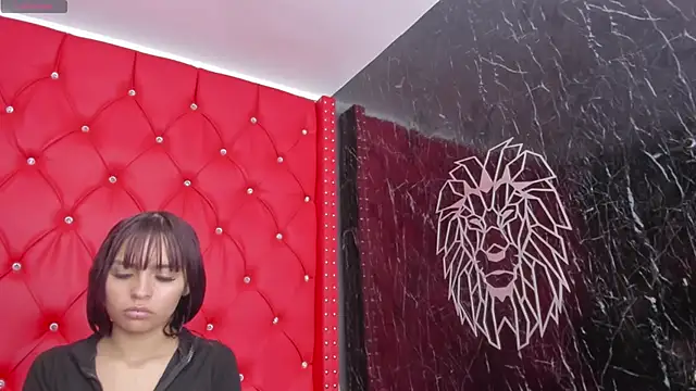 Snapshot of leigh-angels chatting on 03/16/25, 09:16 leigh-angels online show from 03/16/25, 09:16