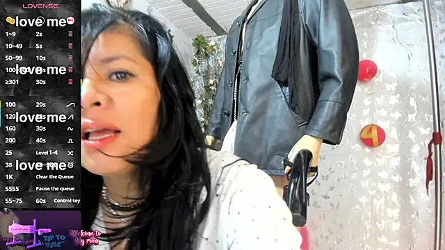 Snapshot of Erlinda-engel chatting on 03/31/26, 01:11 Erlinda-engel online show from 03/31/26, 01:11