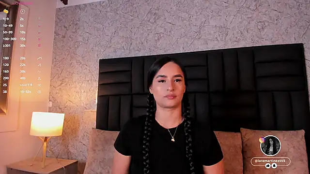 iara martinez online show from 10/13/25, 12:49