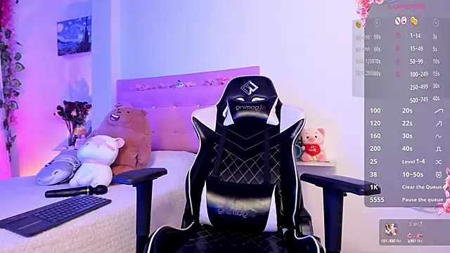 little jade online show from 02/04/25, 12:29