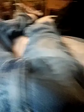 Snapshot of ySqmbVanbe chatting on 11/07/25, 10:43 ySqmbVanbe online show from 11/07/25, 10:43