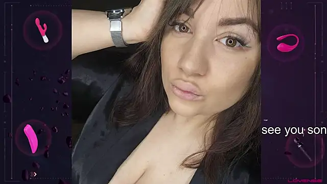 Tracy Sergio209 online show from 12/18/24, 10:51