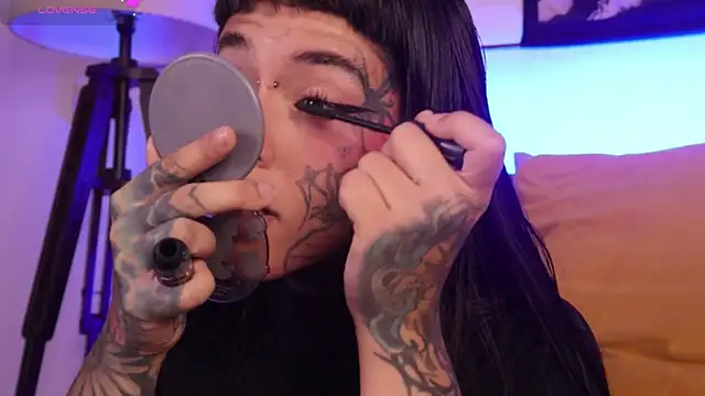 SylveonFox online show from 09/21/25, 11:01