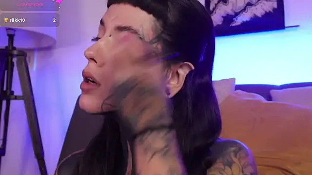 SylveonFox online show from 10/24/25, 01:35