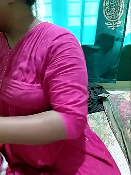 Snapshot of NEHA-DESHI chatting on 09/25/25, 11:03 NEHA-DESHI online show from 09/25/25, 11:03