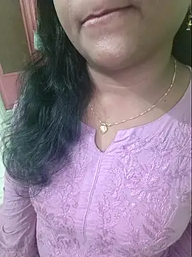 Snapshot of NEHA-DESHI chatting on 09/28/25, 07:08 NEHA-DESHI online show from 09/28/25, 07:08