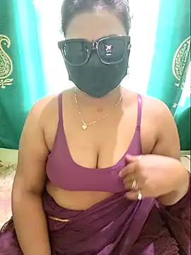 Snapshot of NEHA-DESHI chatting on 10/01/25, 09:26 NEHA-DESHI online show from 10/01/25, 09:26