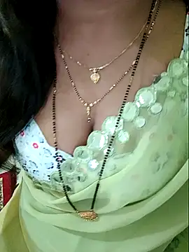 Snapshot of NEHA-DESHI chatting on 10/23/25, 10:14 NEHA-DESHI online show from 10/23/25, 10:14