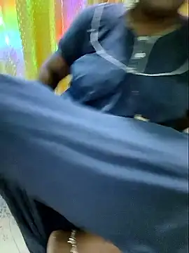 Snapshot of NEHA-DESHI chatting on 10/24/25, 10:39 NEHA-DESHI online show from 10/24/25, 10:39