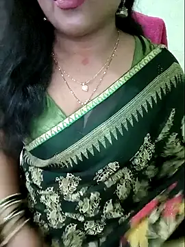 Snapshot of NEHA-DESHI chatting on 10/27/25, 10:52 NEHA-DESHI online show from 10/27/25, 10:52