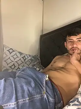 tom thick online show from 12/06/24, 06:50