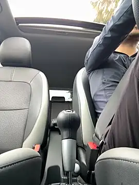 Snapshot of tom_thick chatting on 11/25/25, 09:26 tom thick online show from 11/25/25, 09:26