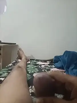 AUNTY1984 online show from 07/28/26, 05:23