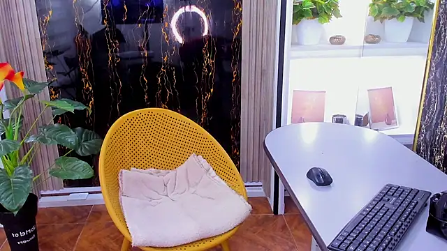 AlixLong online show from 01/11/25, 02:41