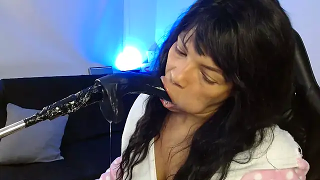 Anabel693 online show from 02/04/25, 02:21