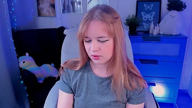 AlicePopsy online show from 11/23/25, 10:59