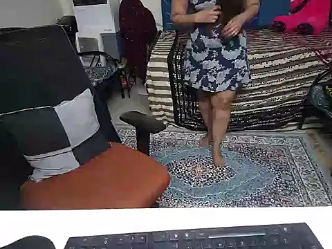 Arushisingh8888 online show from 12/08/24, 01:58