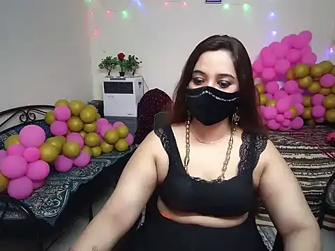 Arushisingh8888 online show from 12/18/24, 08:42