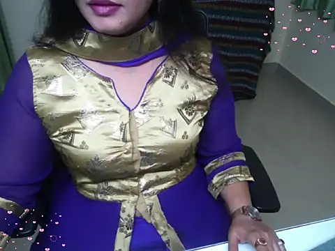 Arushisingh8888 online show from 10/29/25, 01:13