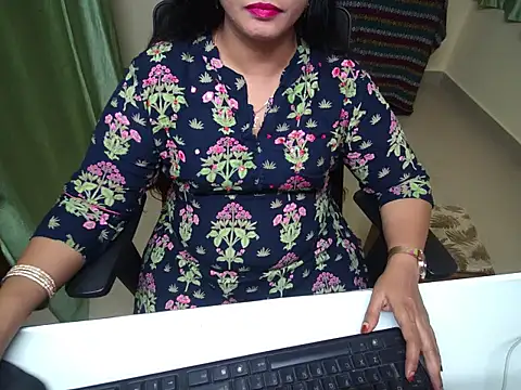 Arushisingh8888 online show from 11/03/25, 01:01