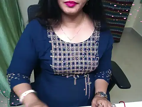 Arushisingh8888 online show from 11/15/25, 01:18