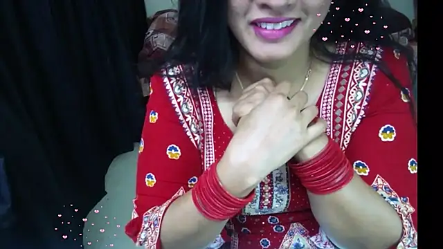 Arushisingh8888 online show from 07/05/26, 04:14