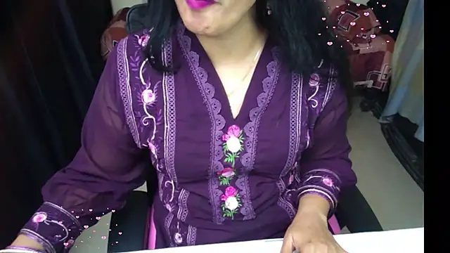 Arushisingh8888 online show from 07/28/26, 02:35