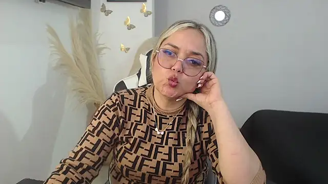 Snapshot of samy_vsn chatting on 03/18/26, 06:22 samy vsn online show from 03/18/26, 06:22