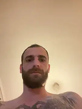 Snapshot of Antonio_Vatooo chatting on 12/15/24, 10:15 Antonio Vatooo online show from 12/15/24, 10:15