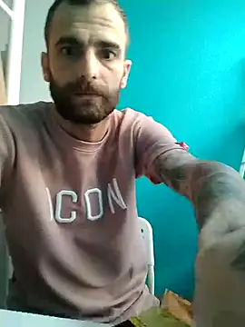 Snapshot of Antonio_Vatooo chatting on 01/23/25, 02:28 Antonio Vatooo online show from 01/23/25, 02:28