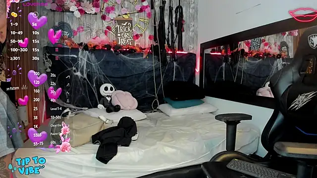 Snapshot of Neko_Misaki chatting on 11/08/25, 11:43 Neko Misaki online show from 11/08/25, 11:43